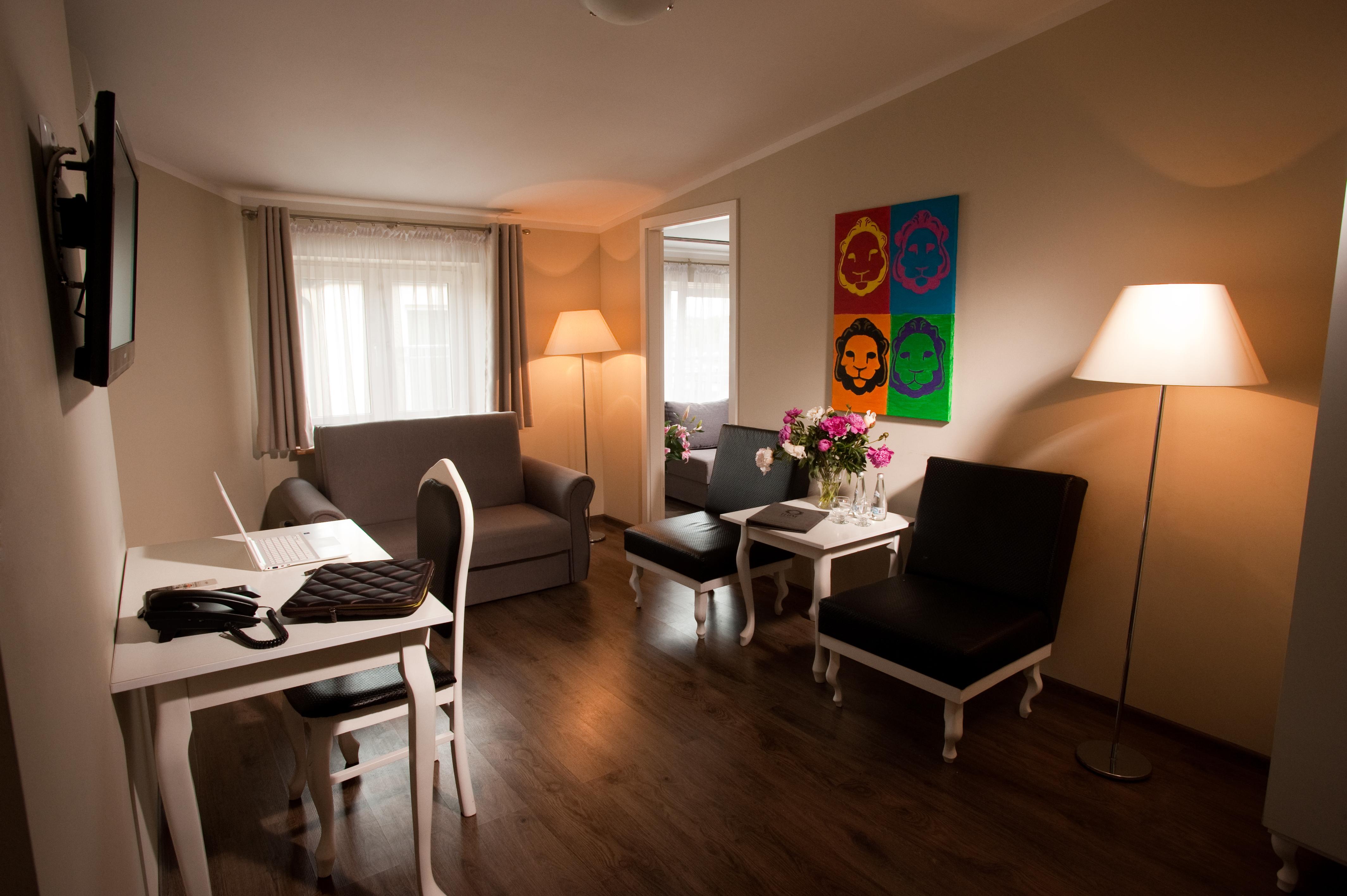Leone Aparthotel Cracovia Esterno foto