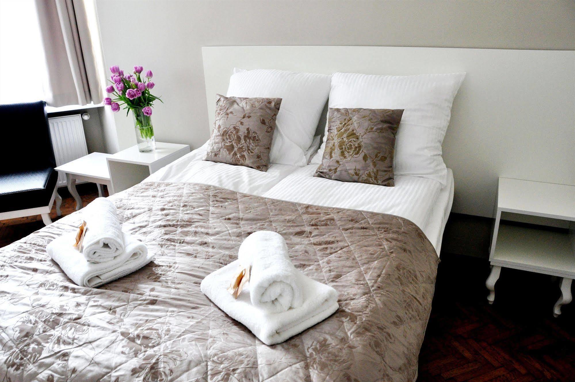 Leone Aparthotel Cracovia Esterno foto