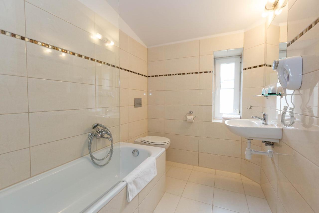 Leone Aparthotel Cracovia Esterno foto